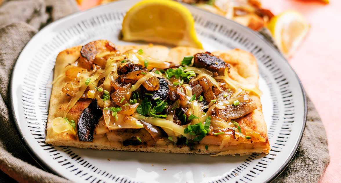 German Potato Bratwurst Flatbread